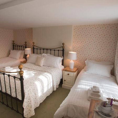 The Old Brewhouse Bed & Breakfast Cirencester Exterior photo
